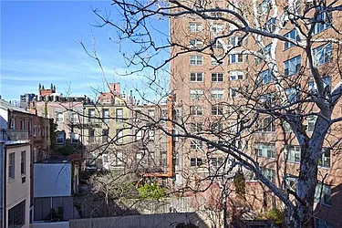 Sold by Space Marketing Shop