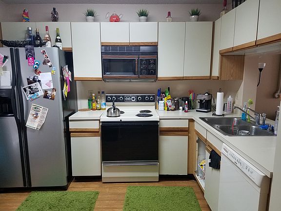 3rd image of 6280 Yorktown Dr #186