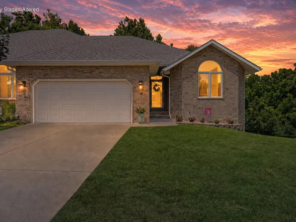 377 E Degraffenreid Street, Springfield, MO 65810