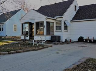 332 Polk St, Waterloo, IA 50703
