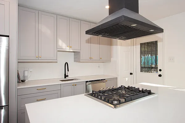 Rented by Owner | media 14