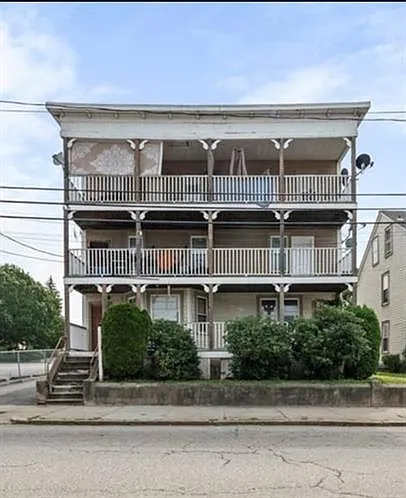 148 Front St #2 Photo 1
