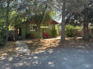 604 N 3rd St, Bellevue, ID 83313