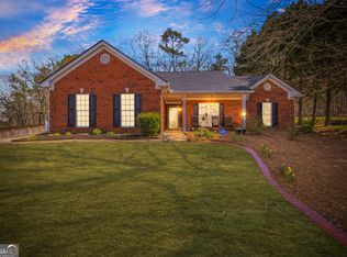 460 Flyway Ln, Winder, GA 30680