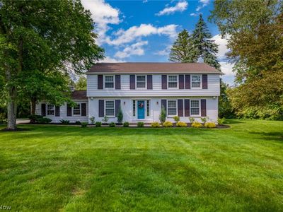 30649 S Woodland Rd, Pepper Pike, OH, 44124