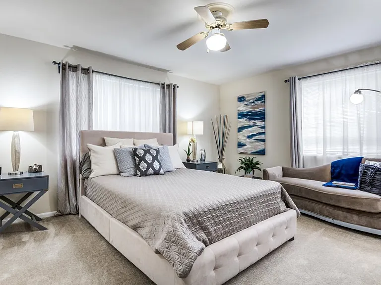 Willow Lake Apartment Homes — Photo 10
