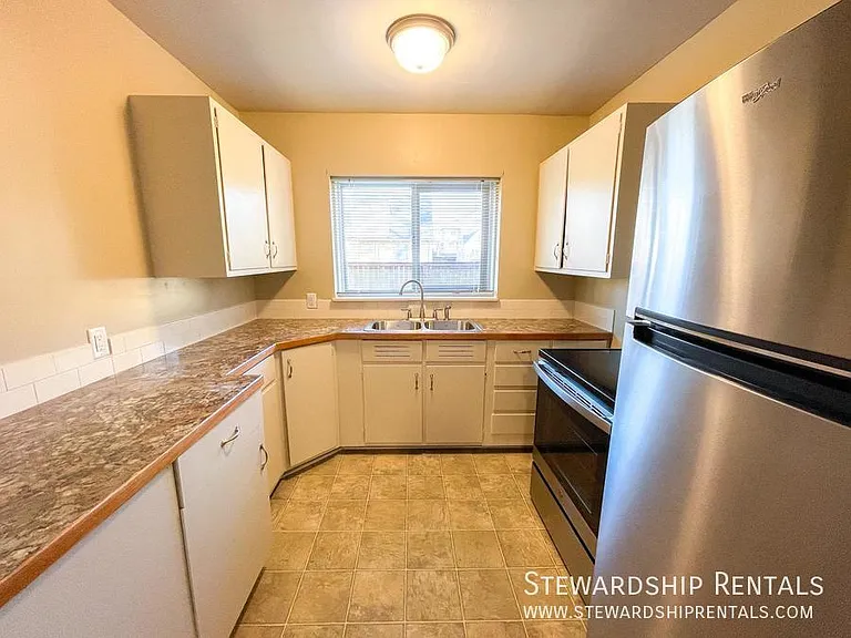 350 E 18th Ave #4 — Photo 6
