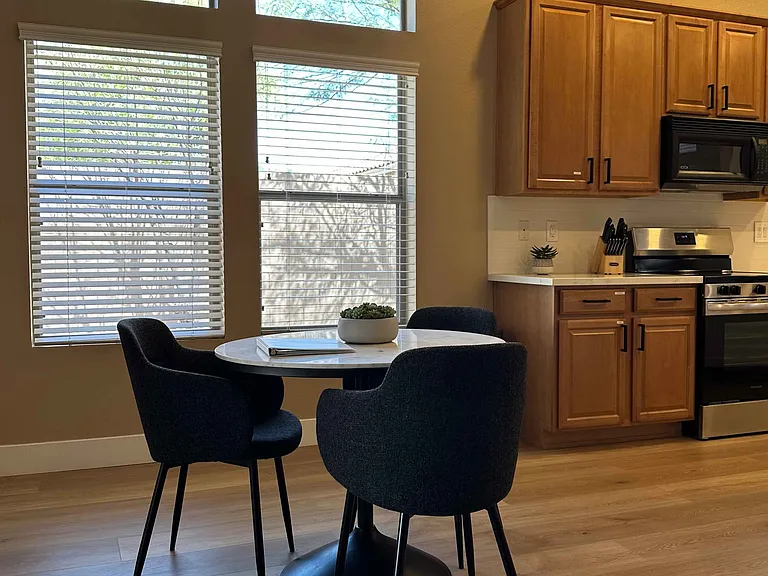 9864 W Echo Ln — Photo 17