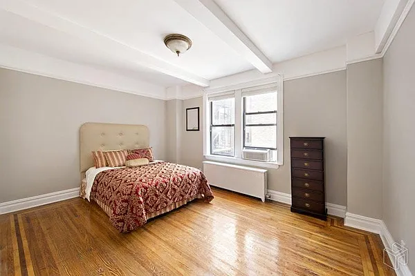 Sold by Compass | media 2