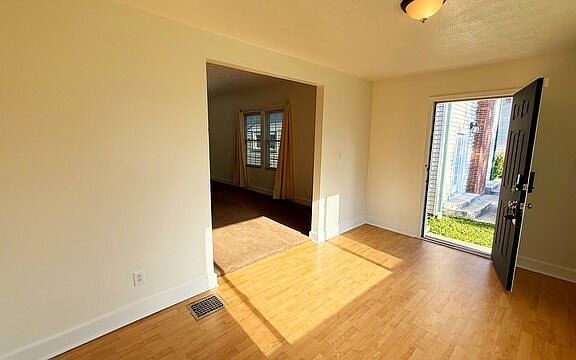 3rd image of 3356 Carrollton Ave