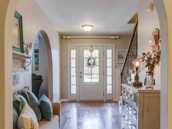 5th image of 706 Orkney Ct