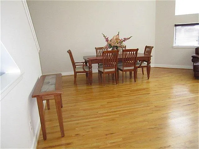 9801 Cynthia Ann Ct — Photo 5