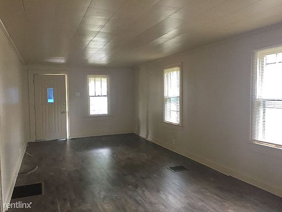 3rd image of 278 N Tremont St