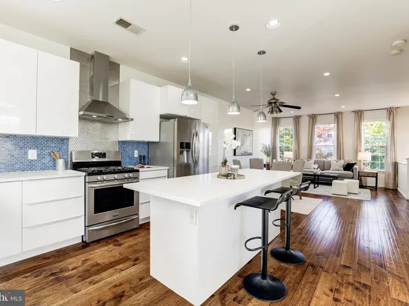 14801 Edman Rd, Centreville, VA 20121