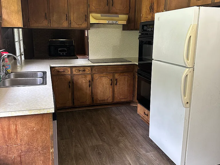 124 Cumberland Dr — Photo 3