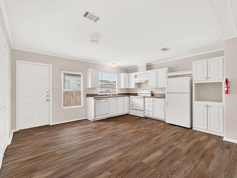 11918 Greensbrook Forest Dr — Photo 17