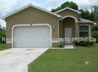 2705 Parkview Dr, Fort Myers, FL 33905