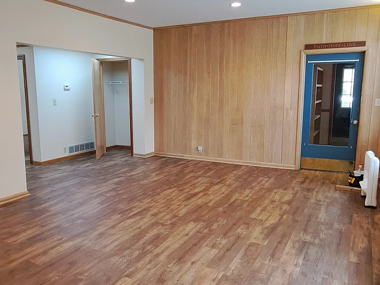 163 S Clay St #C — Photo 2