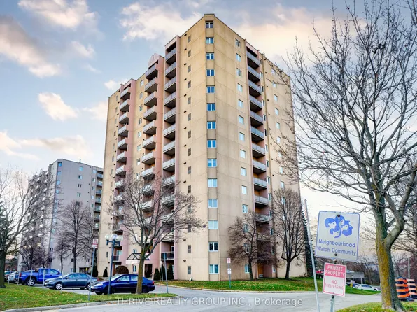 860 Commissioners Rd E #1403, London, ON N6C 5Y8