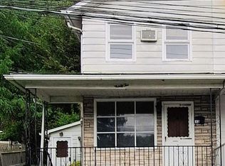 32 W Enterprise St, Glen Lyon, PA 18617