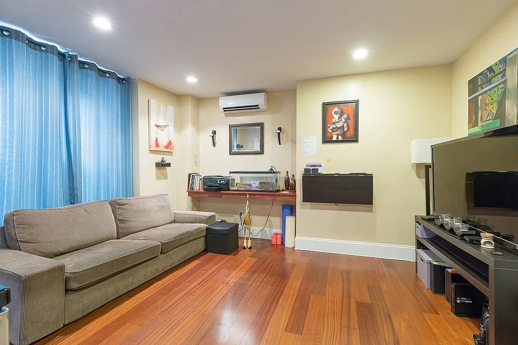 1 bed, 430 sqft, $2,900 — Photo 2