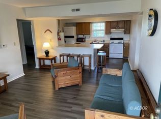 15 S Shafer St APT 1705, Athens, OH 45701