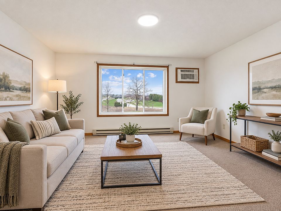1st image of 100 College View Dr #2