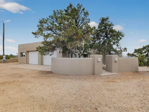 26 Apache Creek Rd, Santa Fe, NM 87505