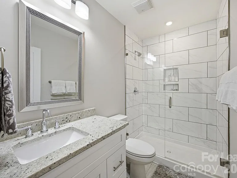 519 Griffith Village Ln — Photo 9