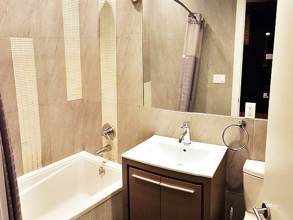 5th image of 121 Woodbine St #1FL
