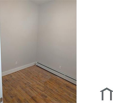 4th image of 55 Chestnut St APT 1