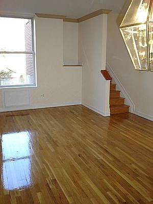 3rd image of 443 W 50th St APT 4W