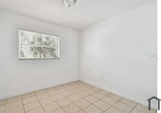 408 Jackson St — Photo 7