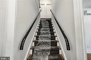 537 S Walnut St #4 — Photo 6