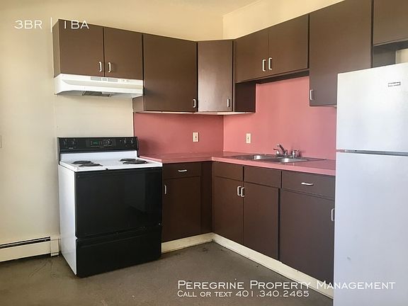 5th image of 180 Railroad St #2
