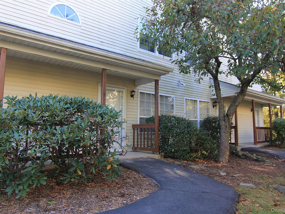 1st image of 1902 Rosewood Ct