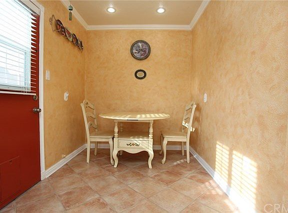 4th image of 1756 W Niobe Ave