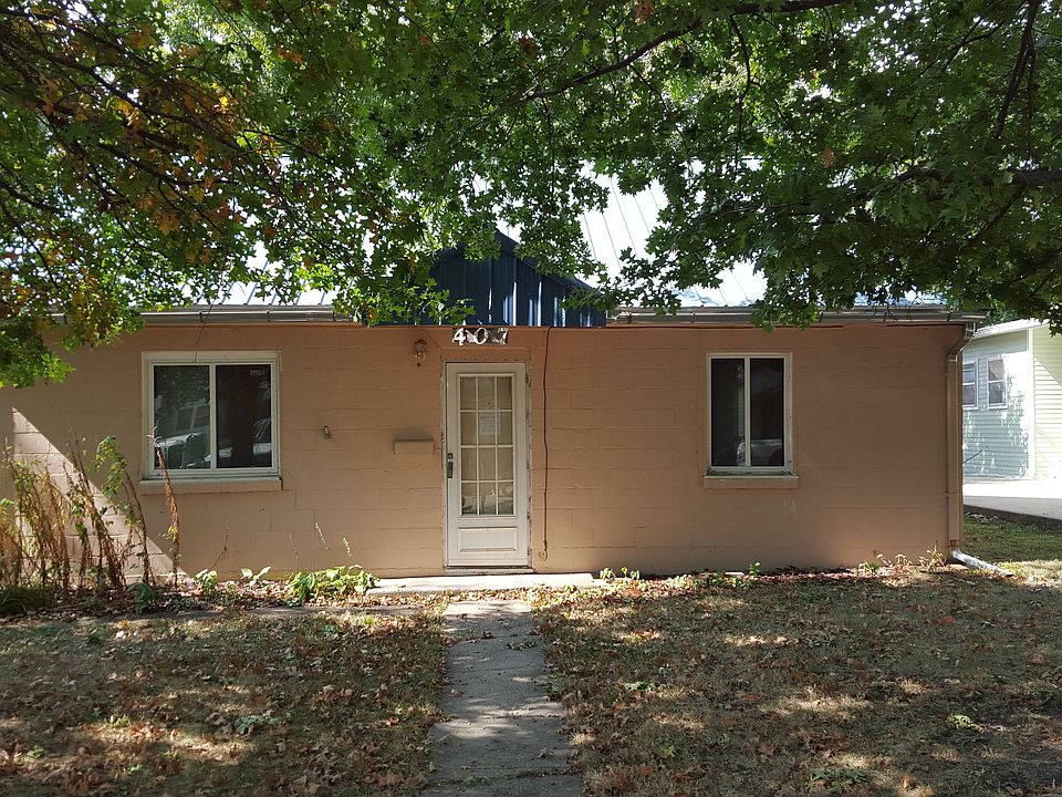Front of the house (Spring)