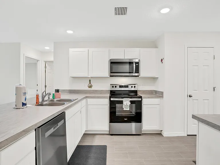 11 Weber Ln — Photo 8