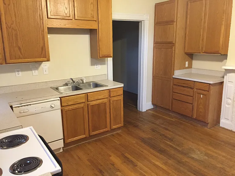 14 S Harrison St #A — Photo 3