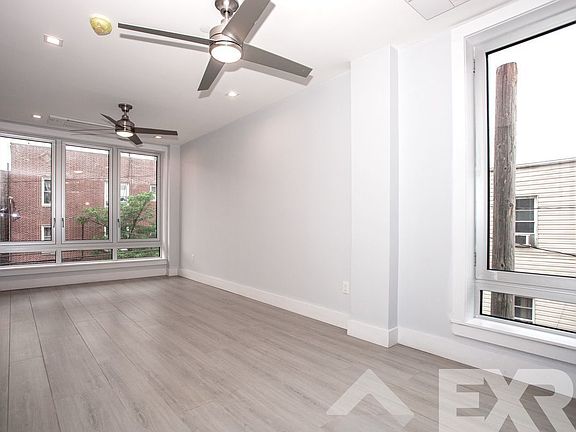 2nd image of 975 Liberty Ave #A2