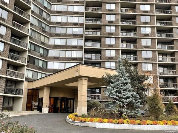 2 Bay Club Drive #19J, Bayside, NY 11360