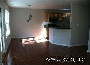 2nd image of 23 Pinnacle Valley Dr