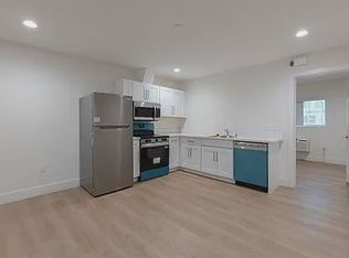 7311 S Broadway #1, Los Angeles, CA 90003