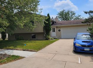 4322 1st St NW, Rochester, MN 55901