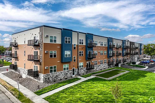 Block 25 Lofts Photo 1