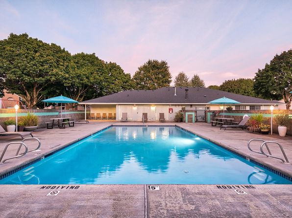 11304 SE 10th St APT J8