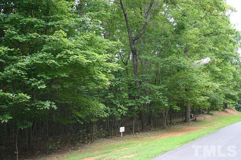2nd image of 120 Summergate Cir