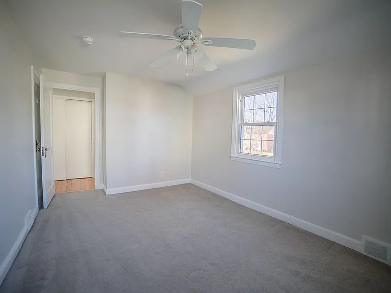 213 Heatherwood Rd — Photo 35