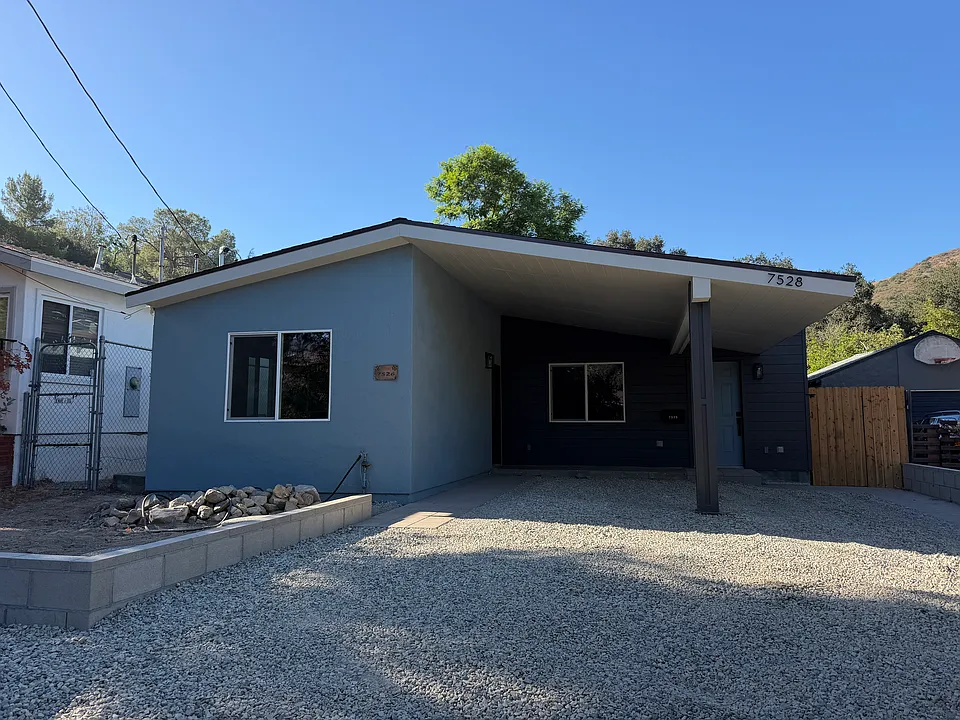 7526 Thousand Oaks Dr